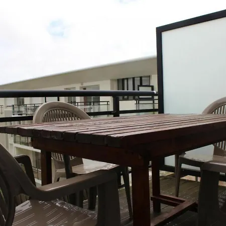 Paisible Avec Balcon, Jardin, Parking Prive Et Proche A La Rochelle - Fr-1-246-142 Apartment